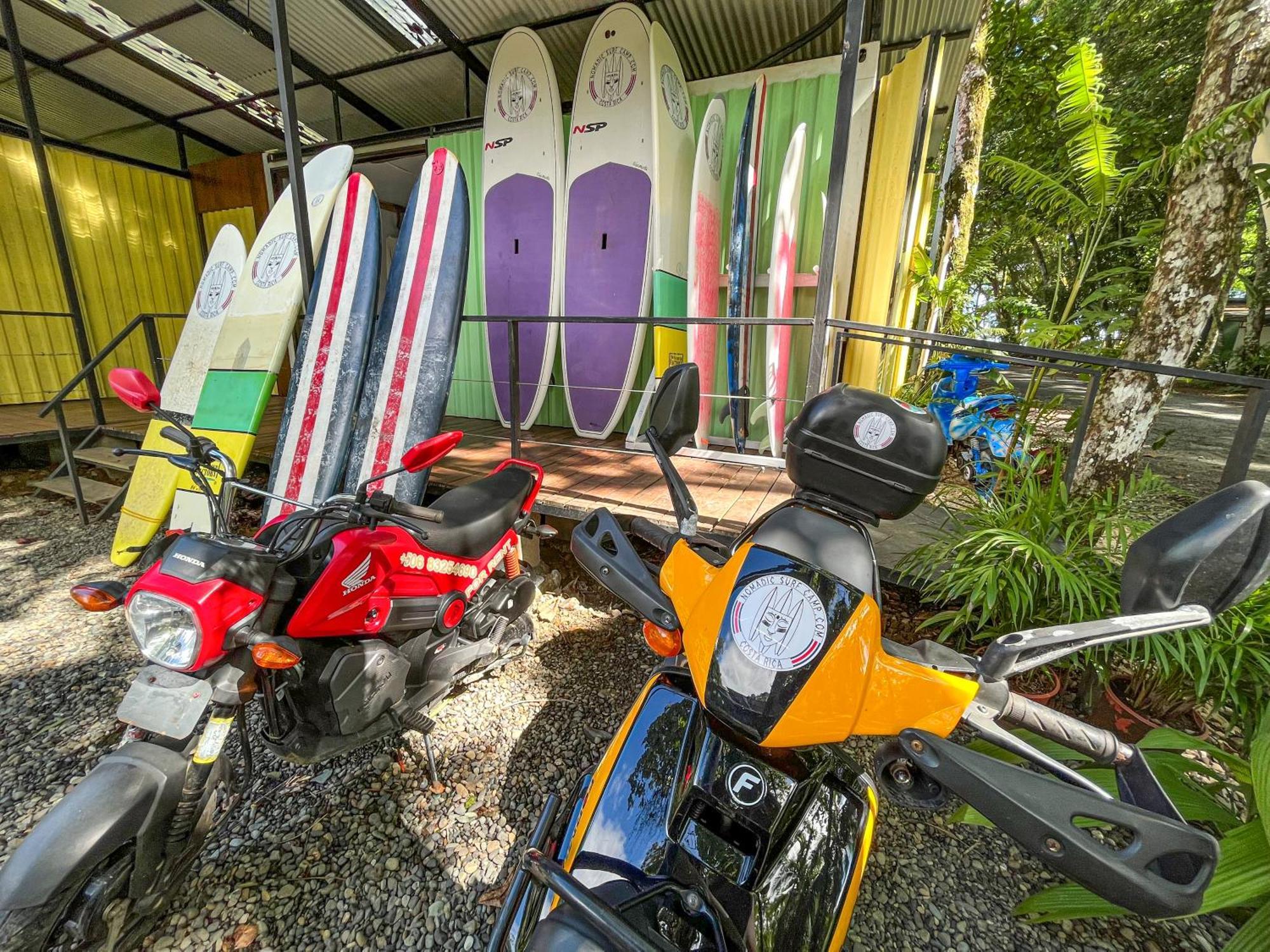 Хостел Nomadic Surf Camp Увита Экстерьер фото